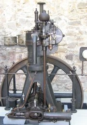 180px-Dieselmotor vs