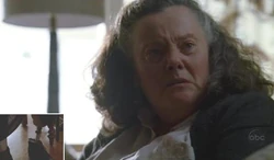 Jayne Taini als Martha Toomey