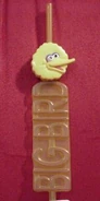 ApplauseBigBirdNameStraw