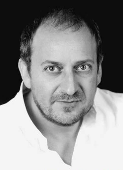 Fabrizio Temperini dubs the voice of Benjamin Linus