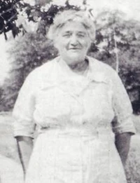 Hogan-Catherine 03.jpg