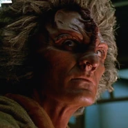 Valek, Maneuvers