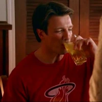 3x06-kevin-callis-tshirt