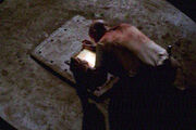 1x19 LockeTrappe