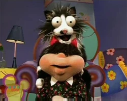 Scarymary-cat