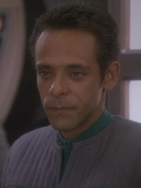 JulianBashir2375.jpg
