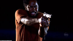 2x02 MichaelArm
