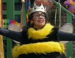 Maria-queenbee