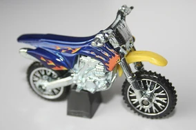 2008-052 HW450F