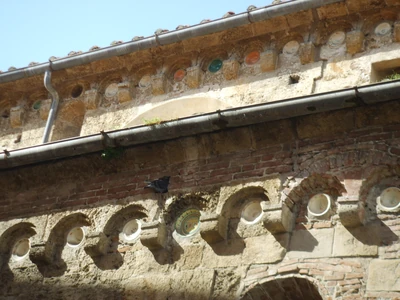 Sant'Andrea Forisportam bacini ceramici 01