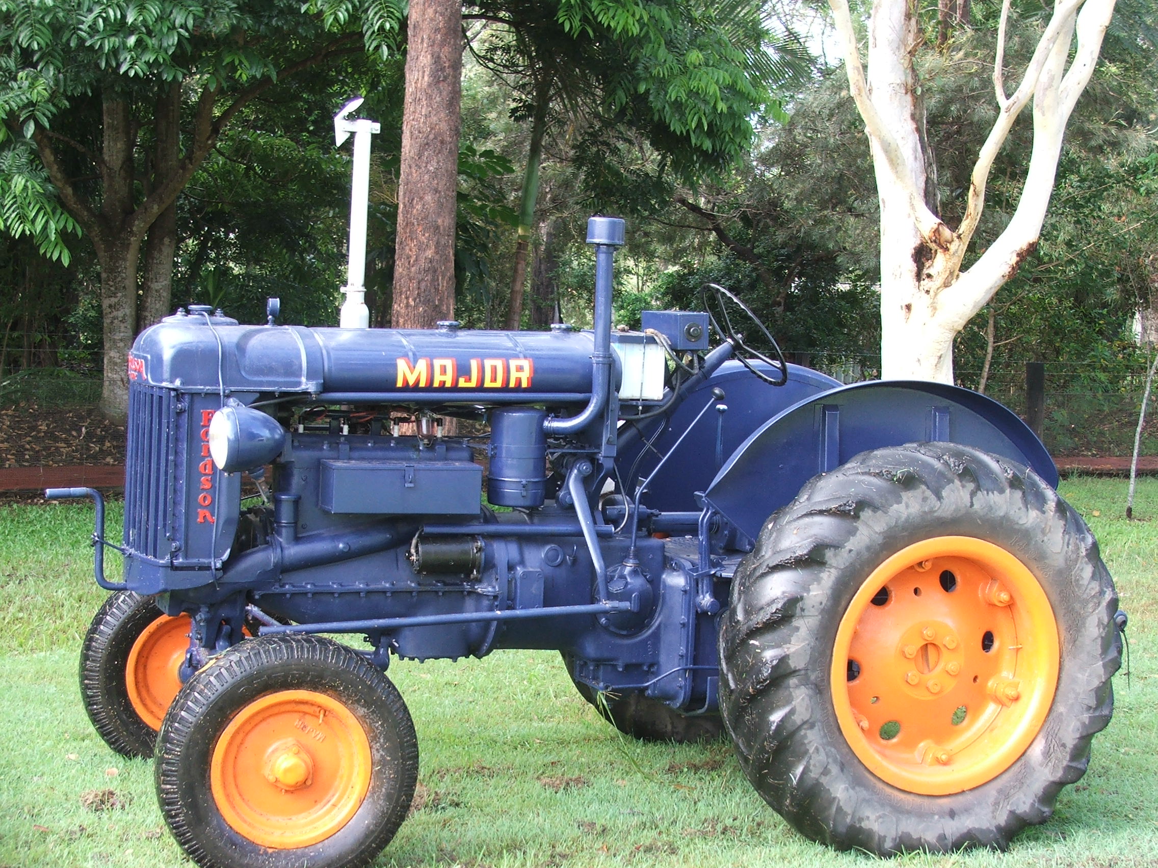Fordson Tractor & Construction Plant Wiki The classic vehicle and