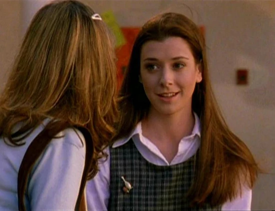 549px-WillowMeetsBuffy.jpg