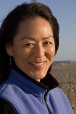 Leslie Ishii.jpg