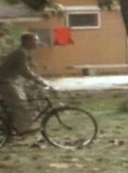 Hombre en Bicicleta