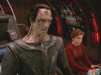 Dukat Kira cargo exercise.jpg
