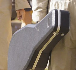 Gitar case.jpg