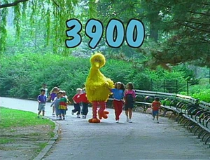 3900