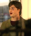 Harry behindthescenes 21.jpg