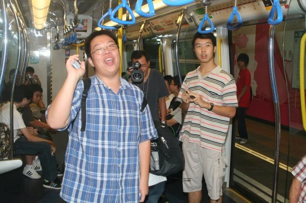香檳男
