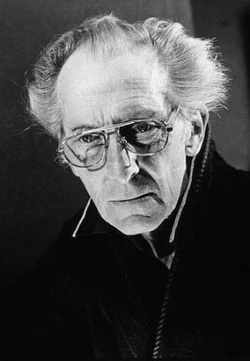 Peter cushing.jpg