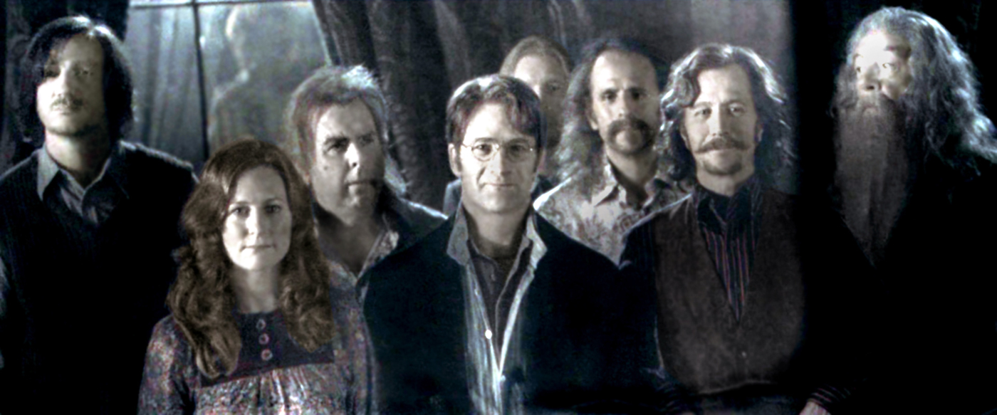 Order_of_the_Phoenix_%28close-up_at_Harry_Potter%27s_parents%29.JPG