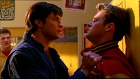 Smallville220 389