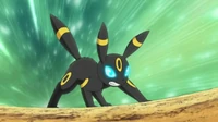 EP620 Umbreon de Gary usando psíquico