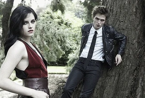 Robert Pattinson and Kristin Stewart in Bazaar (17)