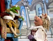 King kermit meets miss piggy