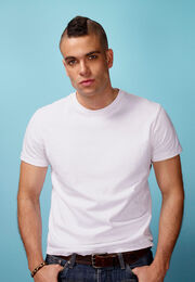 Glee-puck
