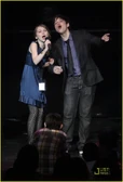 Alyson-stoner-savannah-outen-helping-haiti-03