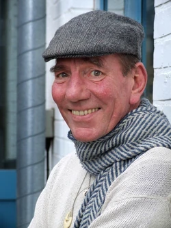 Petepostlethwaite