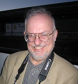 220px-Greg Bear.jpg