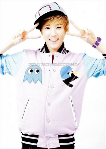 U kiss*-*! 352px-U-Kiss_-_Kevin