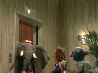 Elephantelevator.jpg