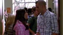 http://glee.wikia