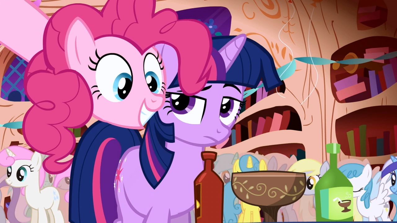 Pinkie_Pie_party_library_Twilight_Sparkle_hot_sauce_S1E01.png