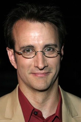 Bronson Pinchot - Doblaje Wiki