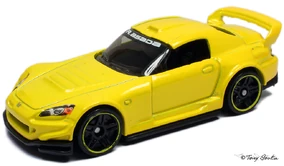 Honda s2000 2011 yellow.png