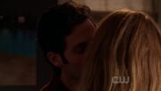 DS-4x11-The-Townie-dan-and-serena-17532764-624-352
