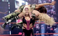 TLC10 Divas.2