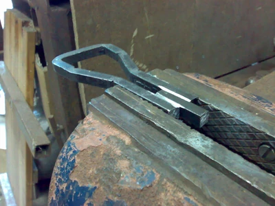 Making the sideplates-16.jpg