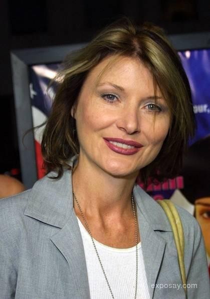 Beth Broderick - Doblaje Wiki