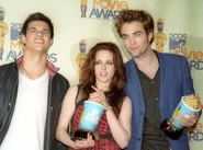 747e0 TaylorLautnerKristenStewartRobertPa