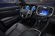 2011-Chrysler-300-28