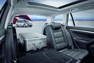 VW-Golf--Estate-7