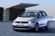 2010-VW-CrossGolf-8