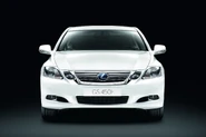 2010-Lexus-GS-450h-2