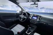 2010-VW-CrossGolf-5