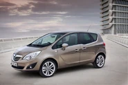 2010-Opel-Meriva-03